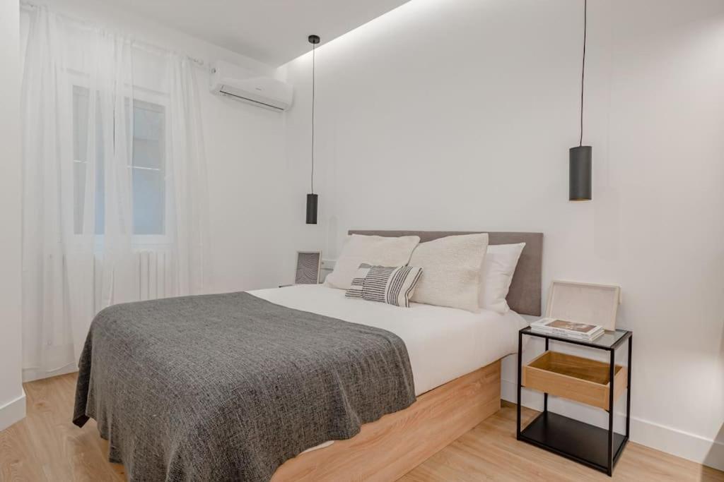 شقة Malasana XI Calle Manuela Malasana 3Br 3Bh مدريد المظهر الخارجي الصورة